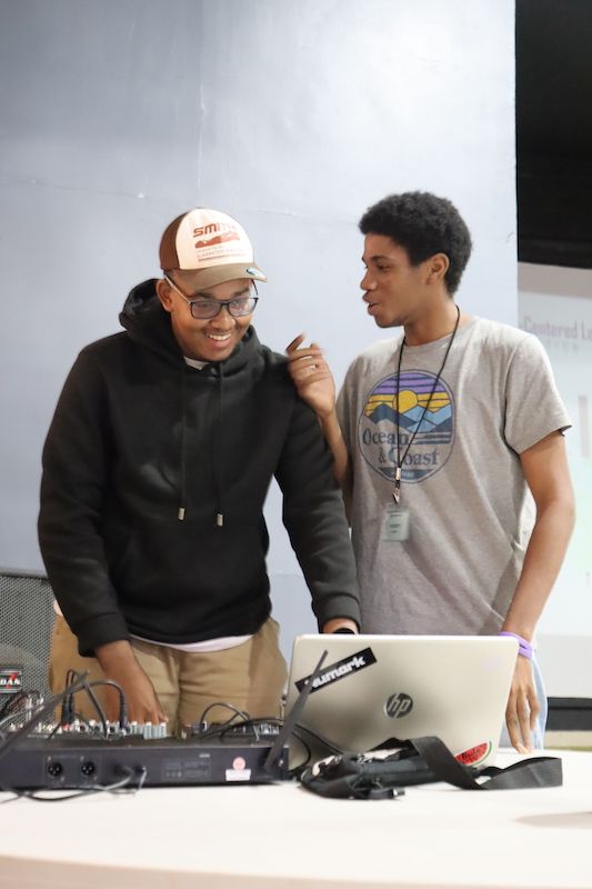 Audio & Visual Assistant