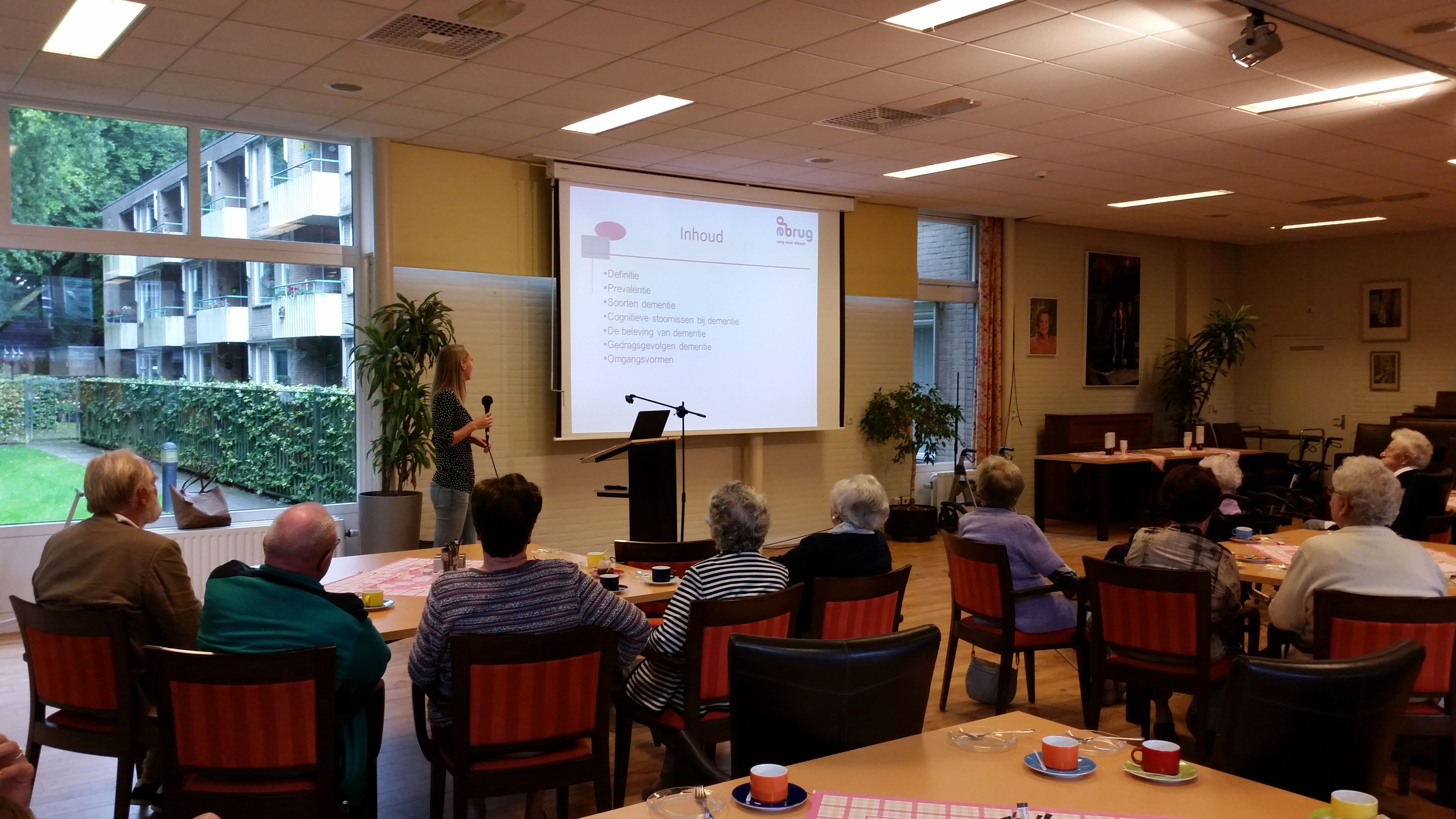 wil je een lezing of gespreksthema onder de aandacht brengen bij onze bewoners?