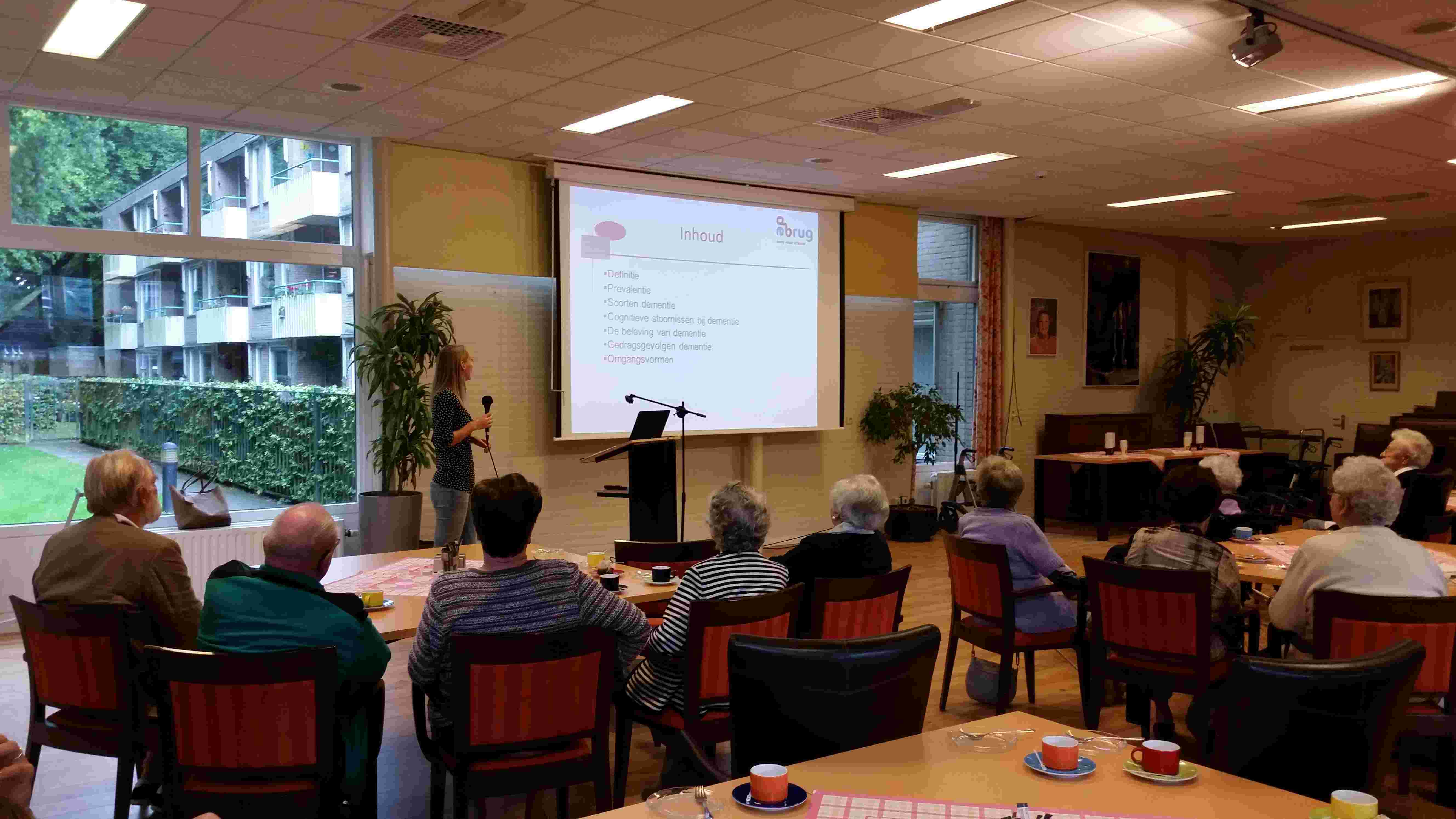 wil je een lezing of gespreksthema onder de aandacht brengen bij onze bewoners?