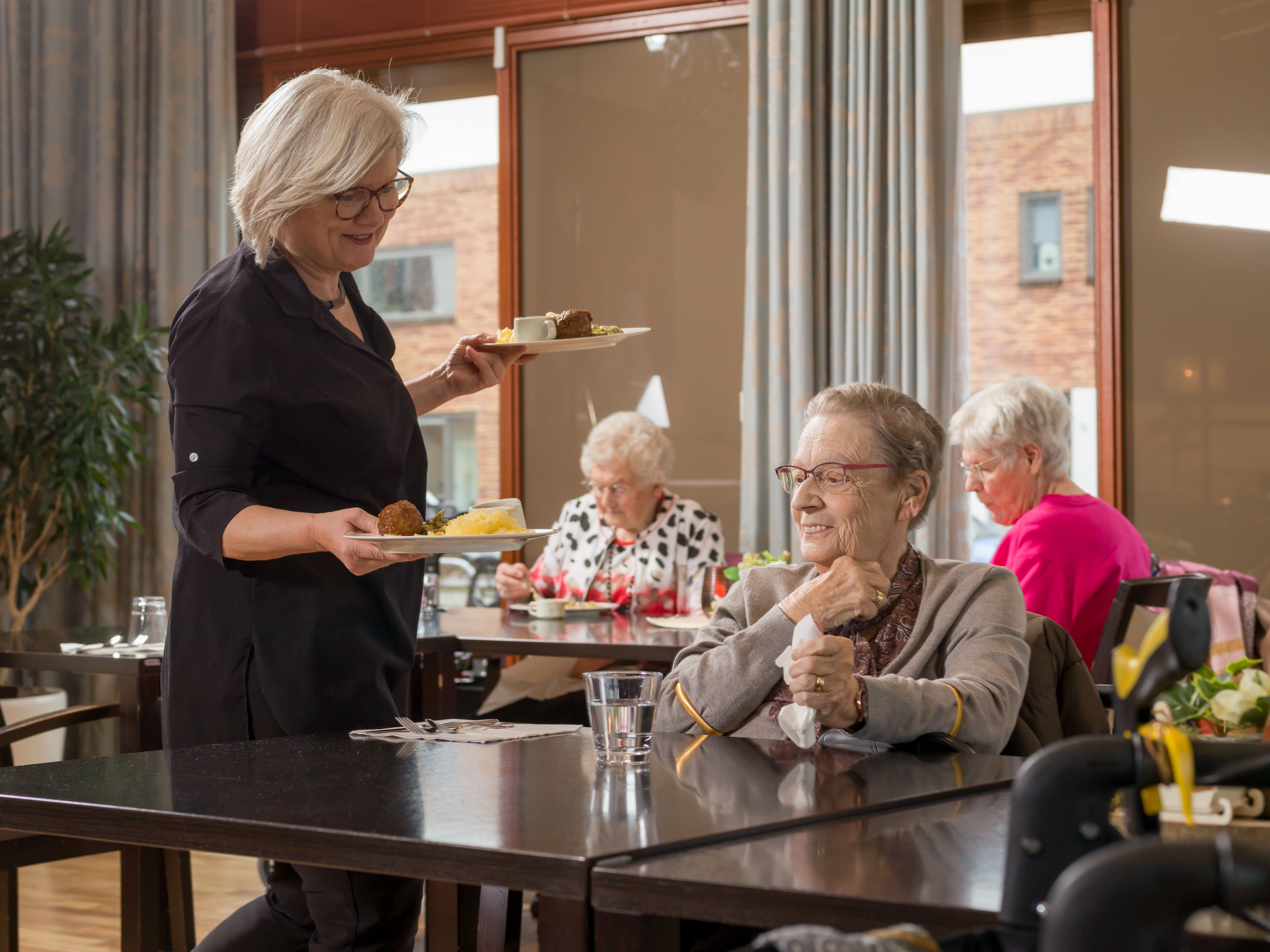 Gastvrouw/heer in het restaurant