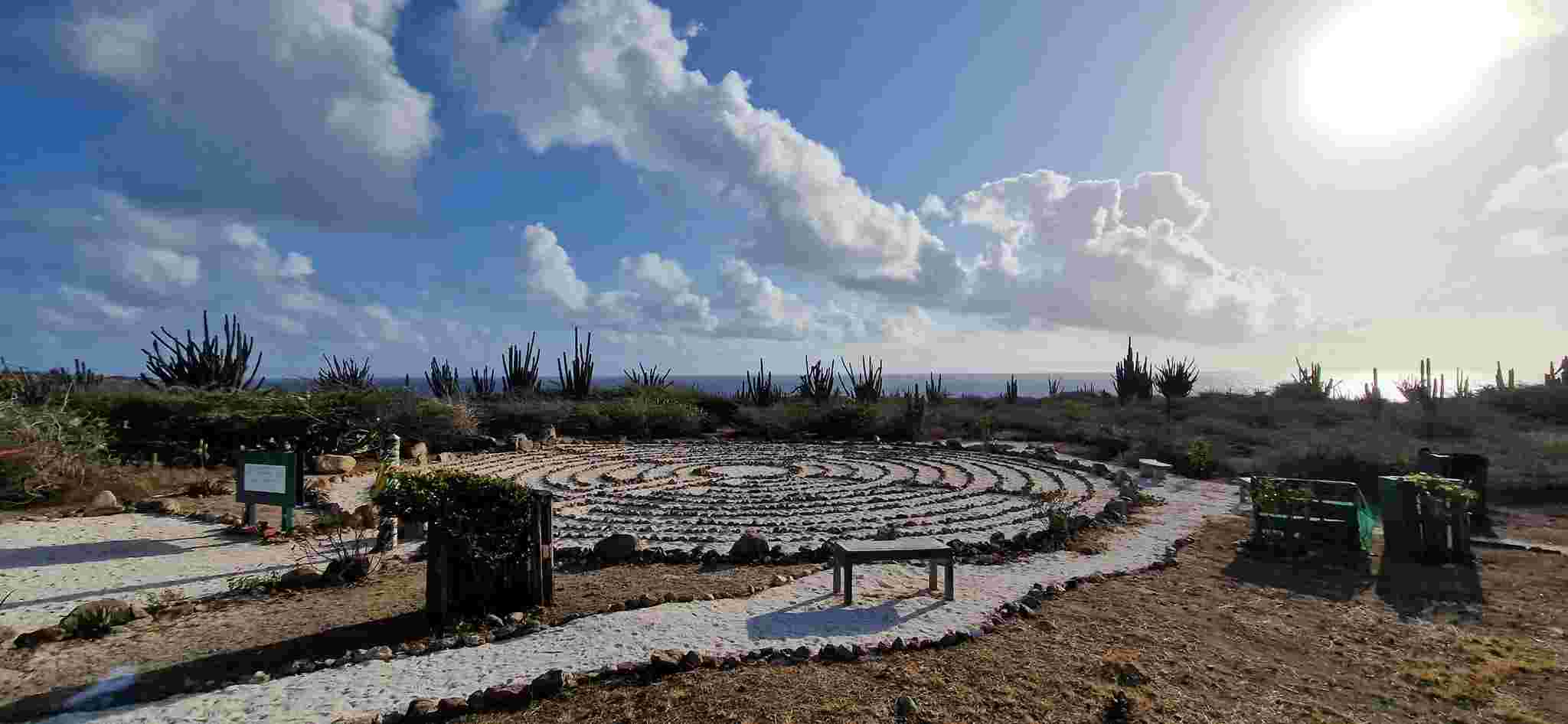 Adopt-the-labyrinth-for-a-week