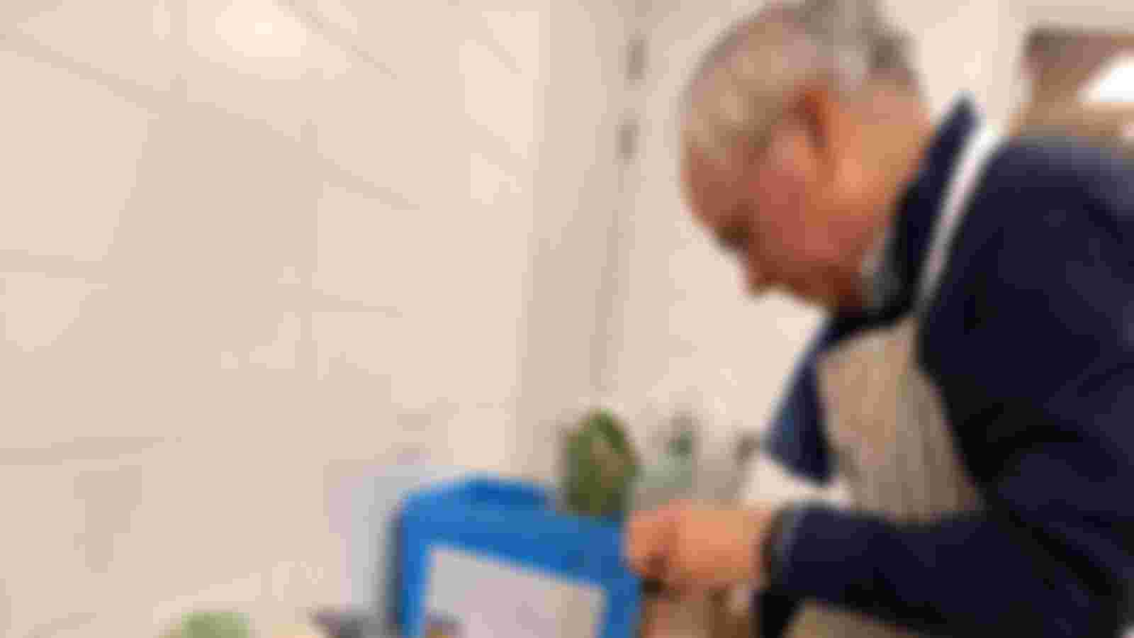 We are looking for people who enjoy cooking for groups