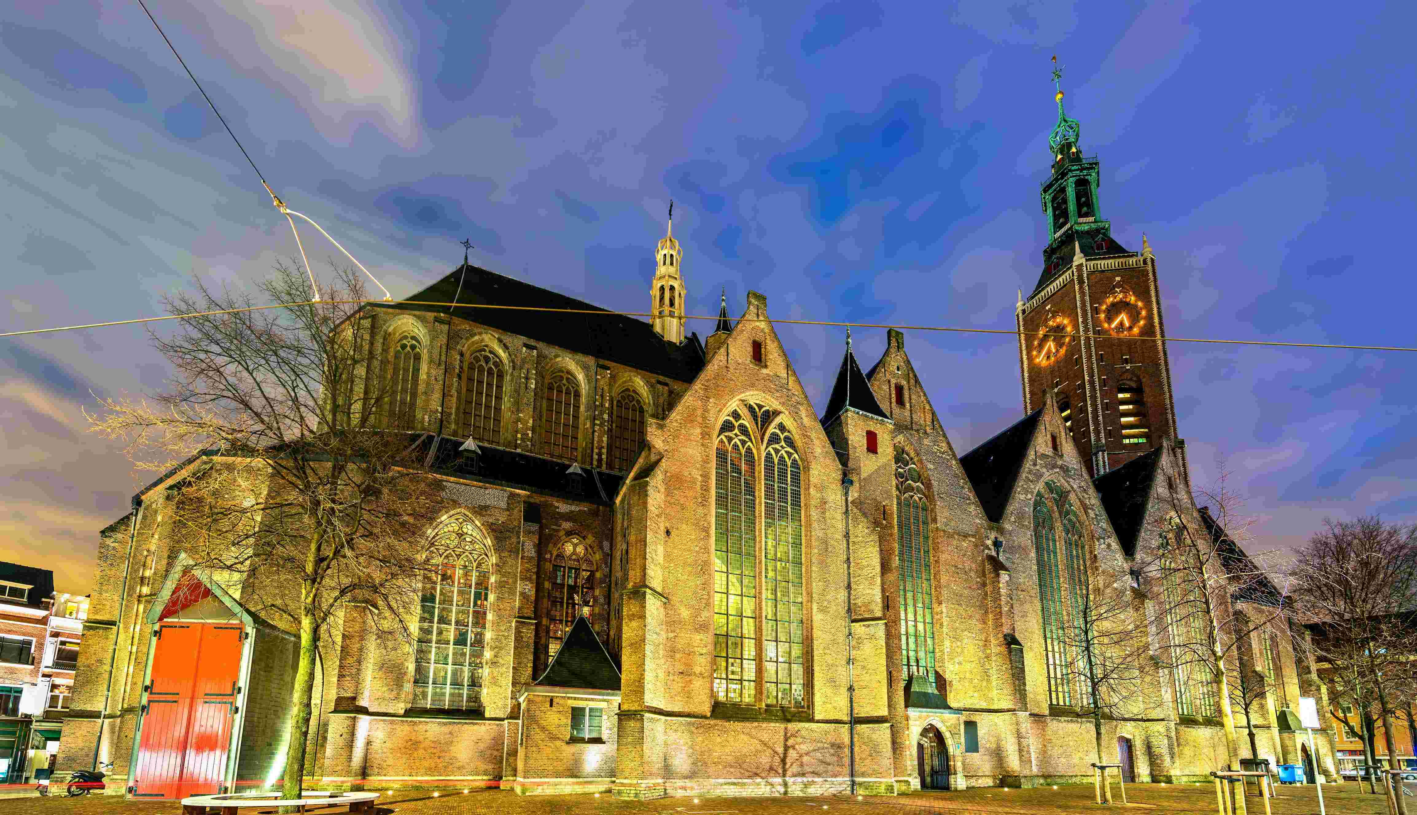 Gastheren en gastvrouwen gezocht voor de Grote of Sint Jacobskerk!