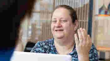 Administratieve held | Salut (De Omslag)