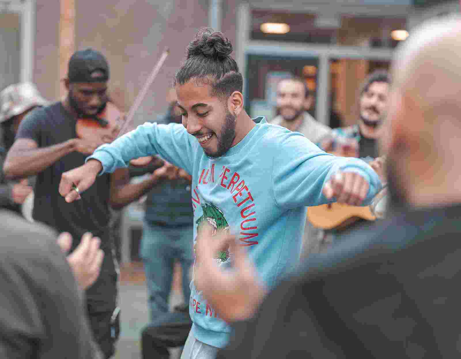 Ondersteuning bij workshops van de Vrolijkheid