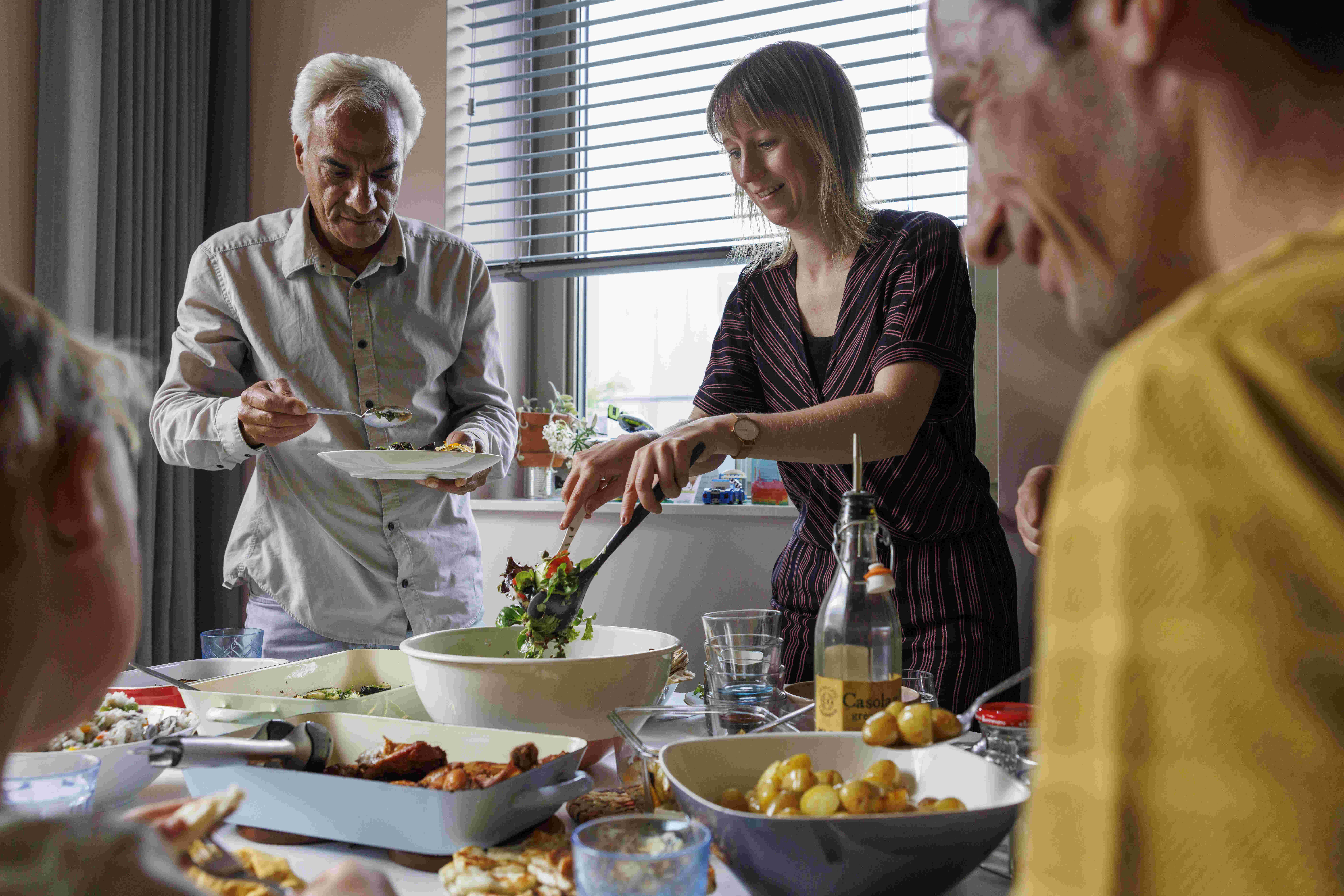 Ontvang vluchtelingen uit de noodopvang voor een etentje