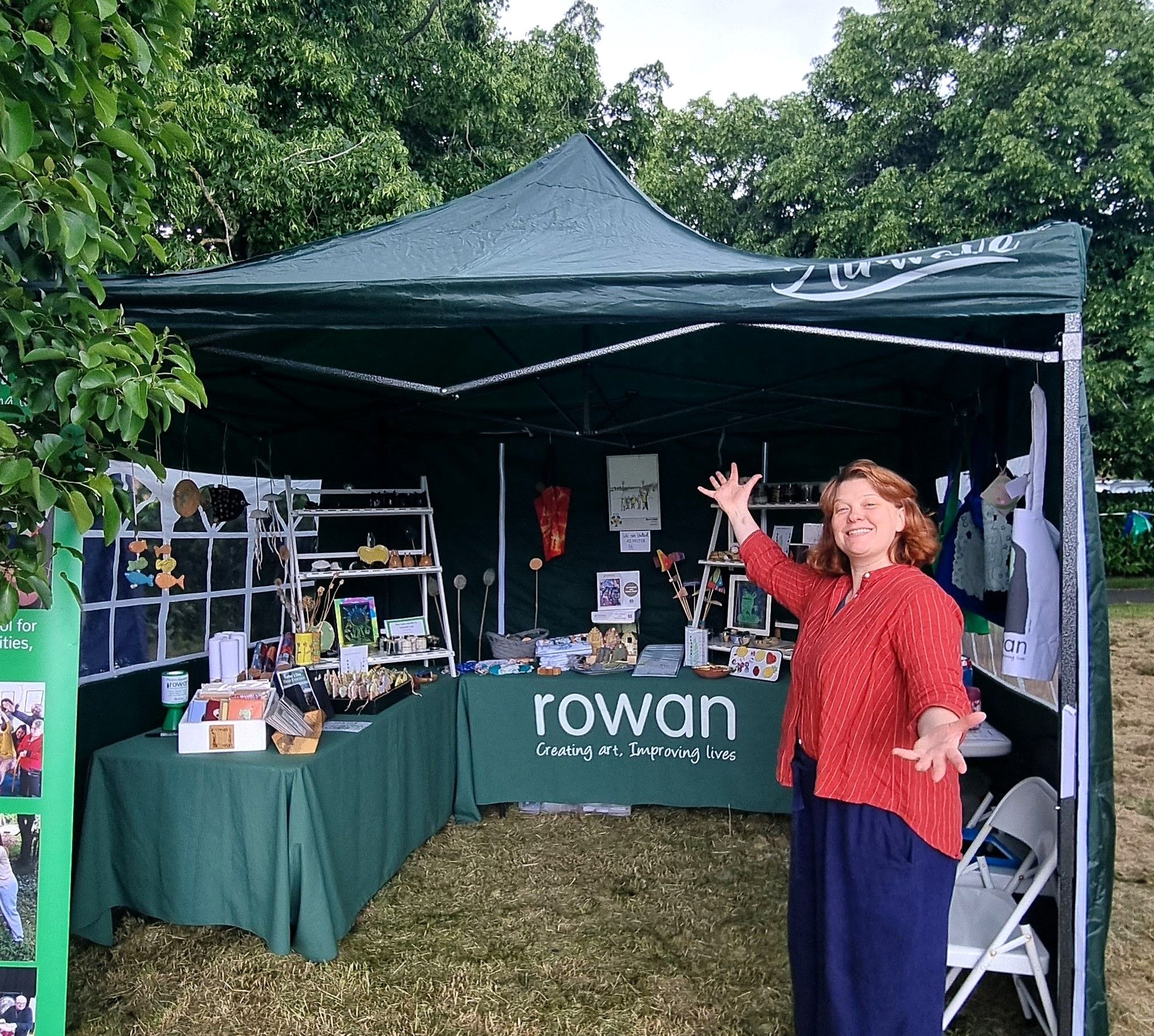 Stall Assistant at Festive Extravaganza Handmade Art Fair