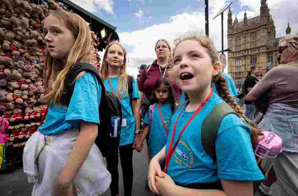 Hertford Sele Badger Youth Helper