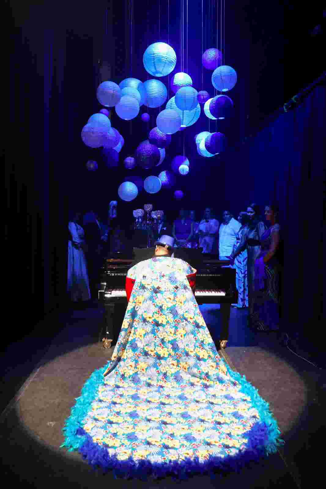 Volunteering at events at Cas di Cultura