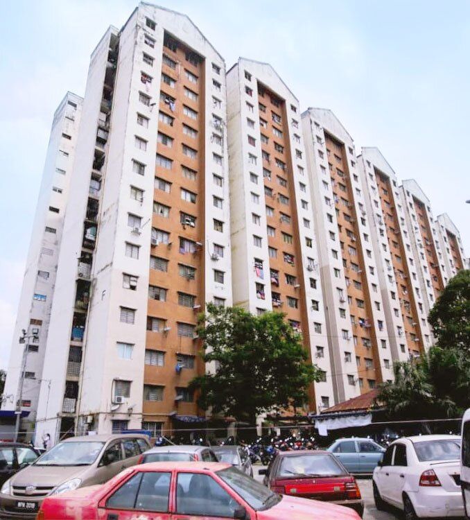 Volunteers for an after school programme @ PPR Lembah Subang 1