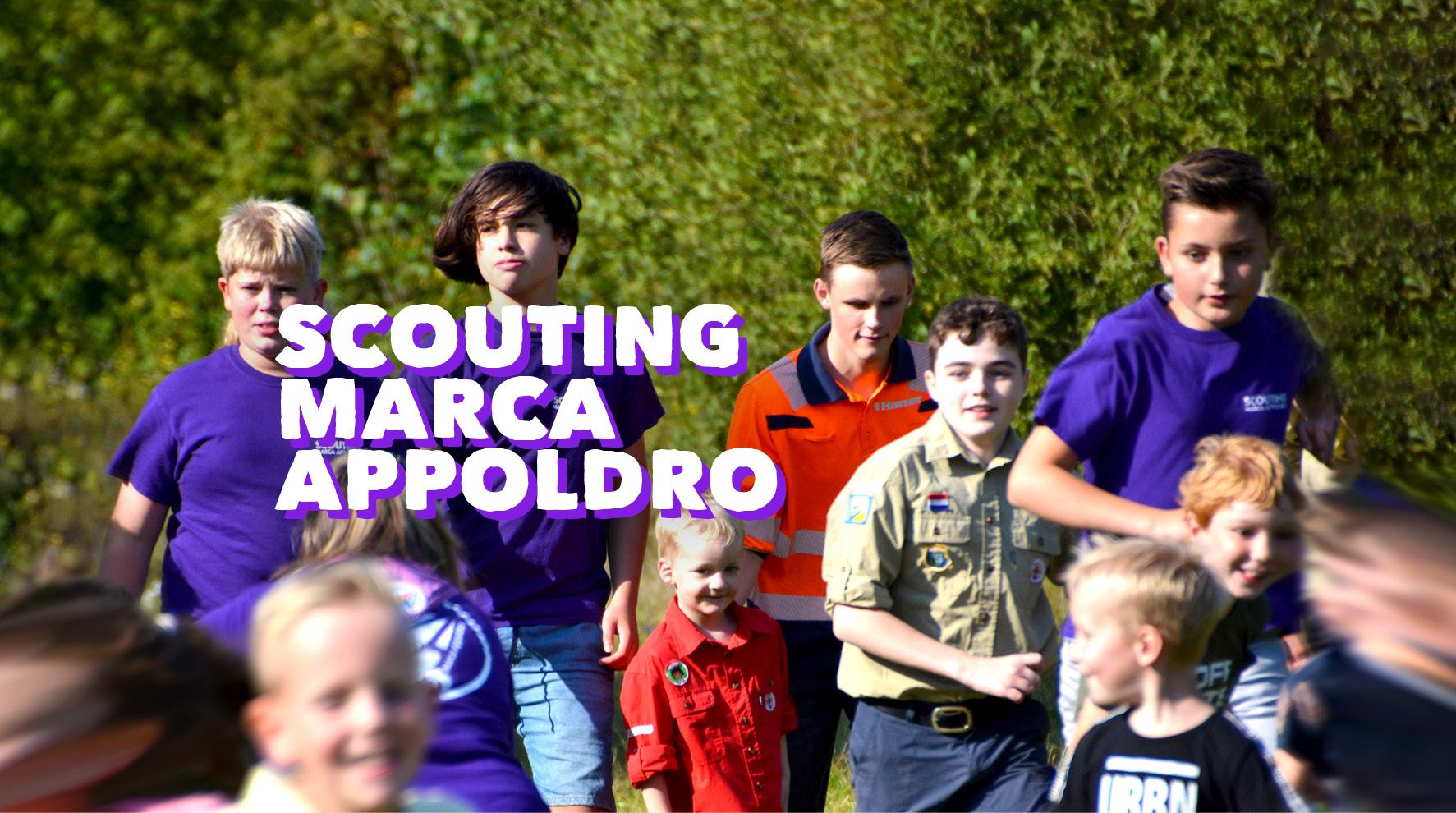 Meehelpen bij een van de groepen bij Scouting Marca Appoldro