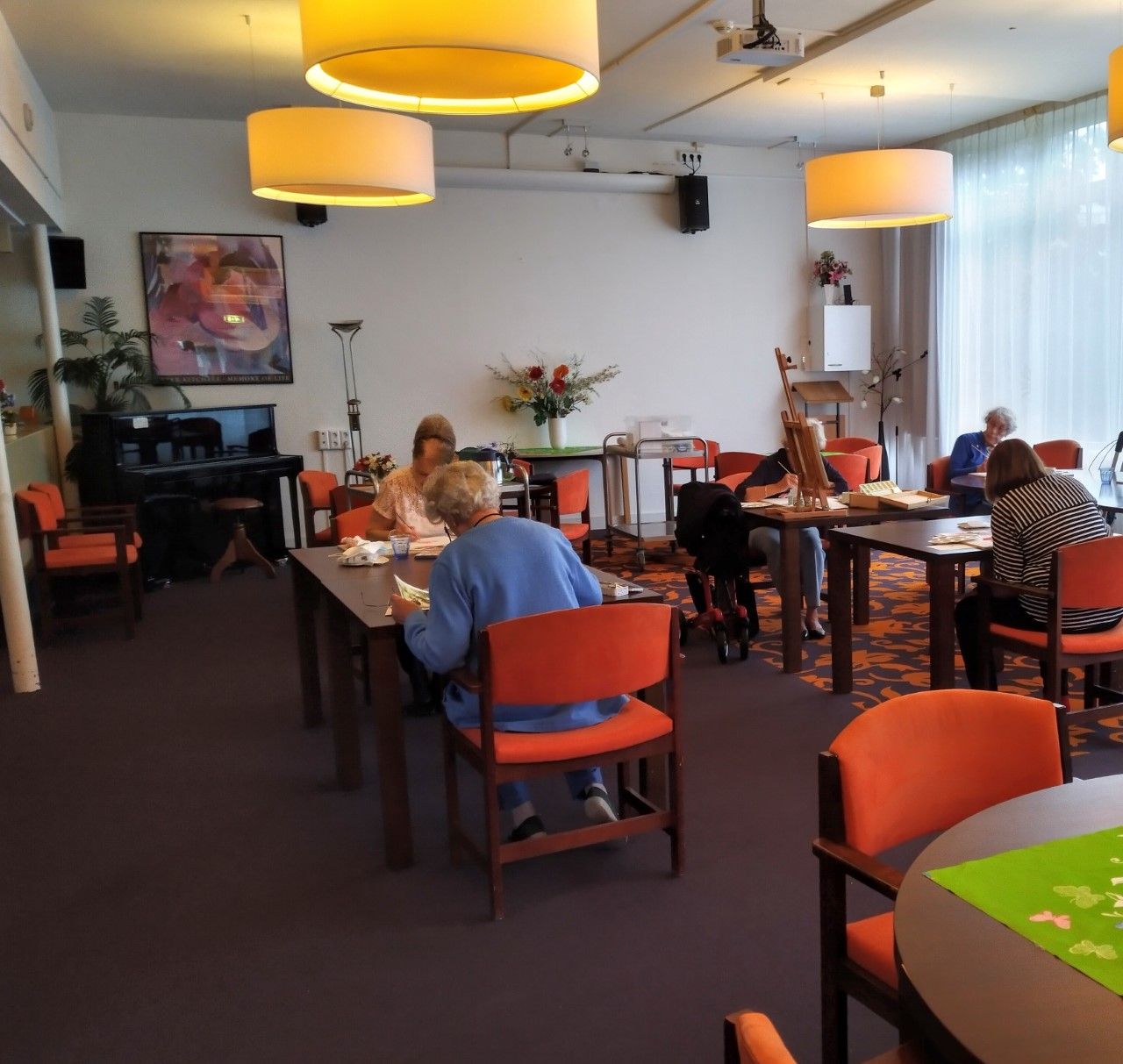 Houdt u van schilderen en vindt u het leuk om een groepje te begeleiden?