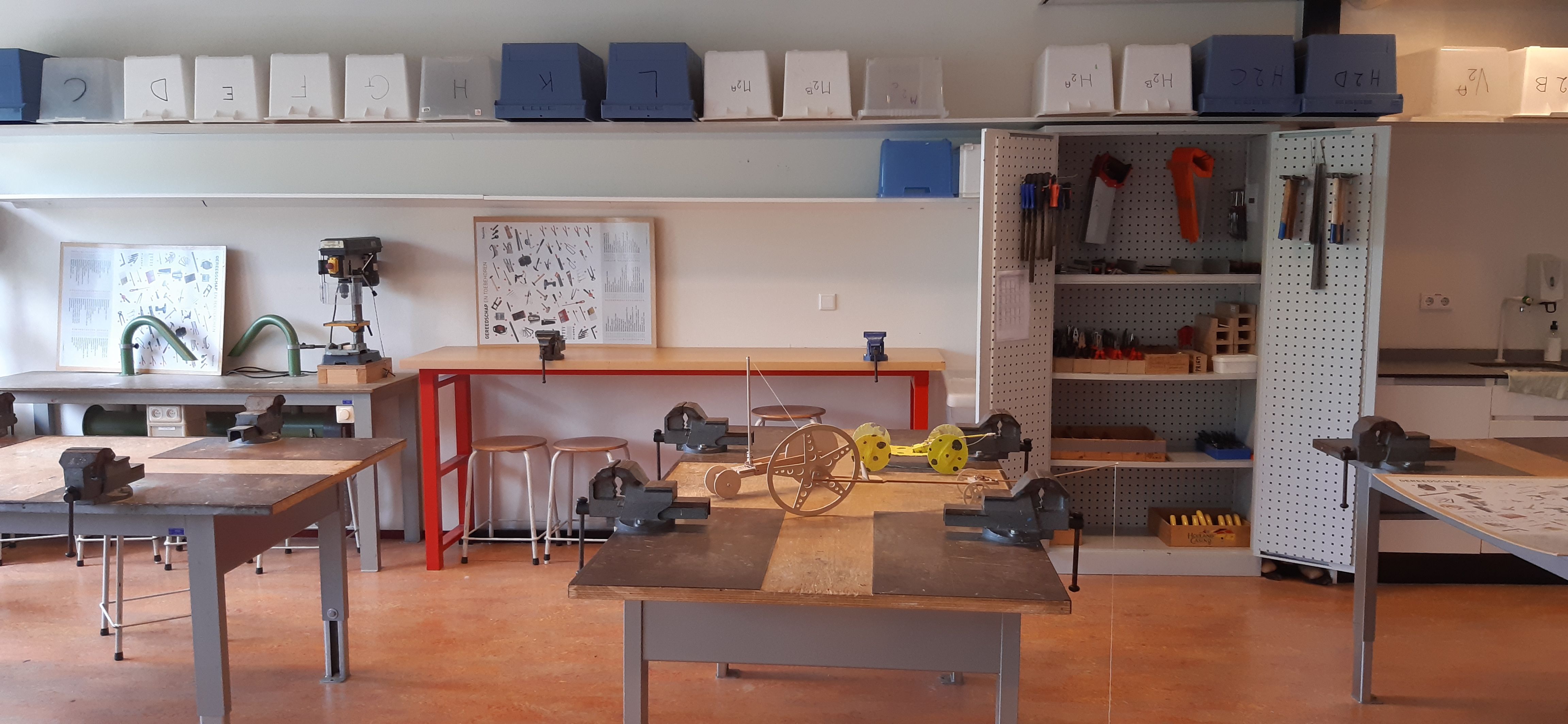 Vrijwillig lesassistent Science / Techniek