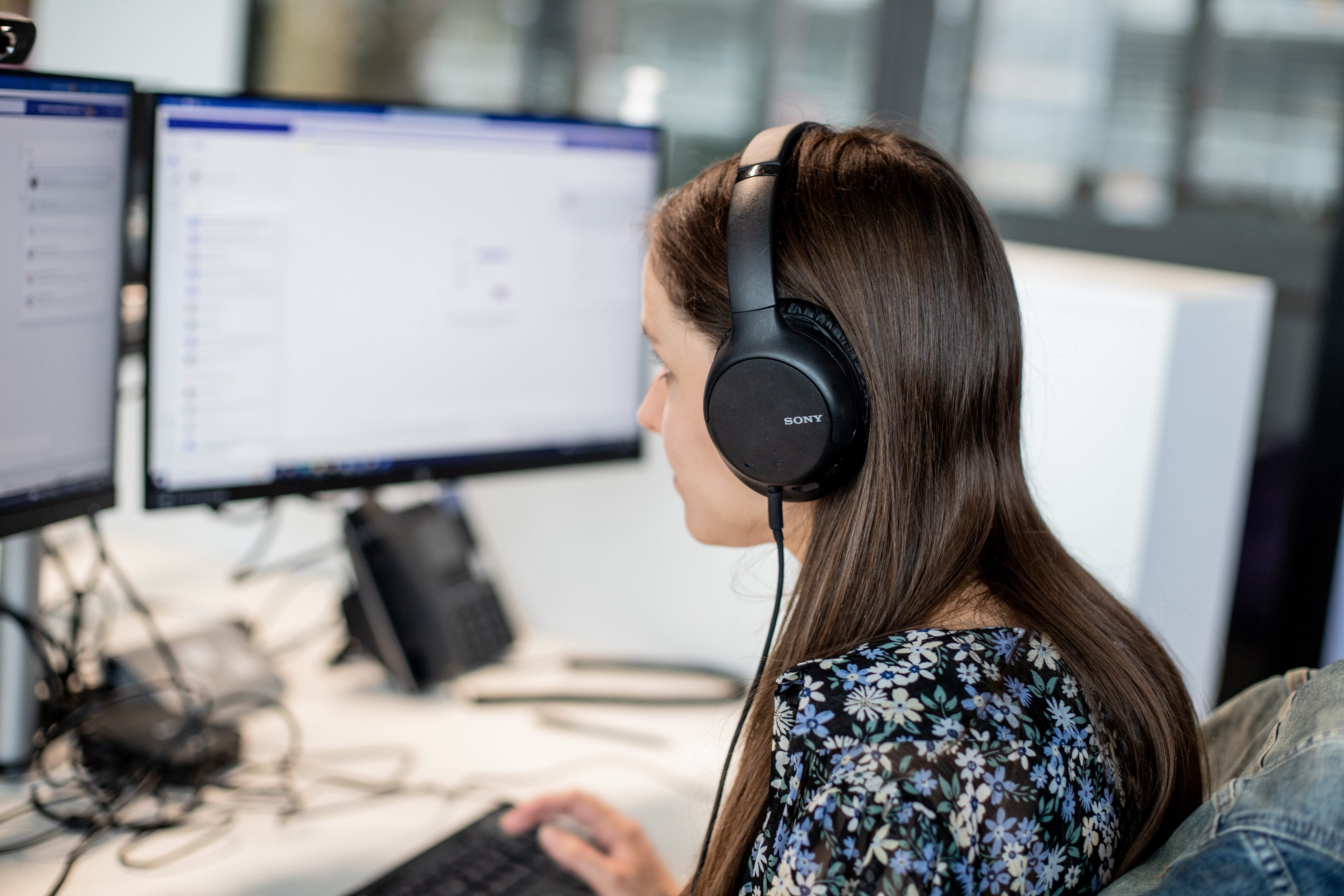 Receptionist volunteer