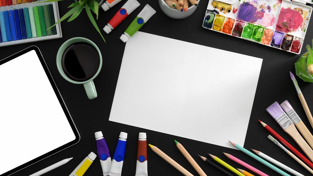 Vrijwilliger vrijdagmiddag creatief