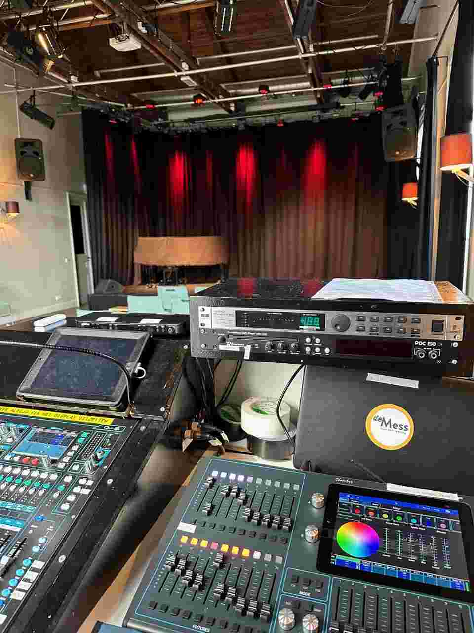 Wie wil 15 x per jaar tijdens voorstellingen onze geluidsapparatuur bedienen?