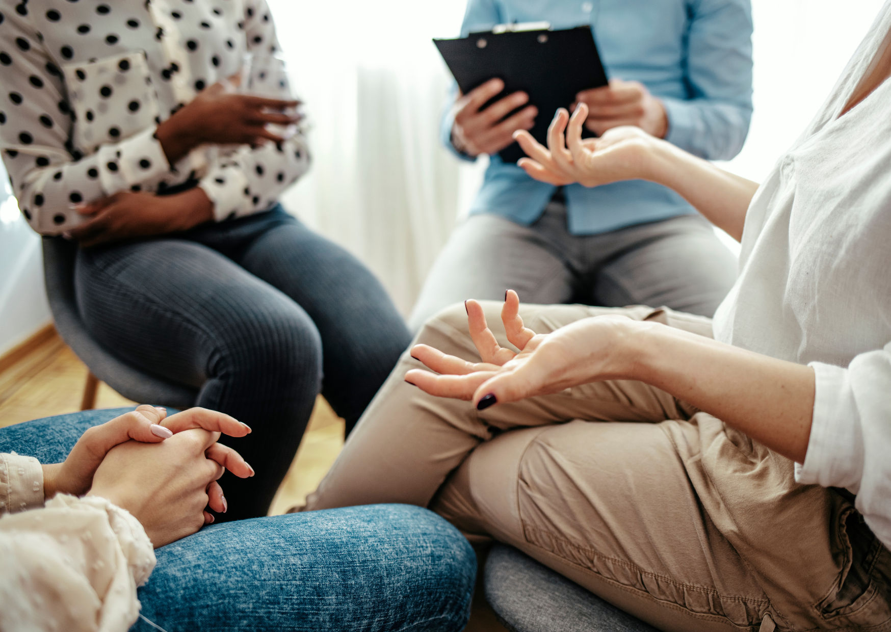 Word woensdagheldin voor vrouwen op het AZC