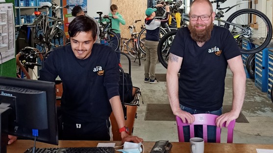 Bike Works Alifa Enschede Jongeren vrijwilligerswerk