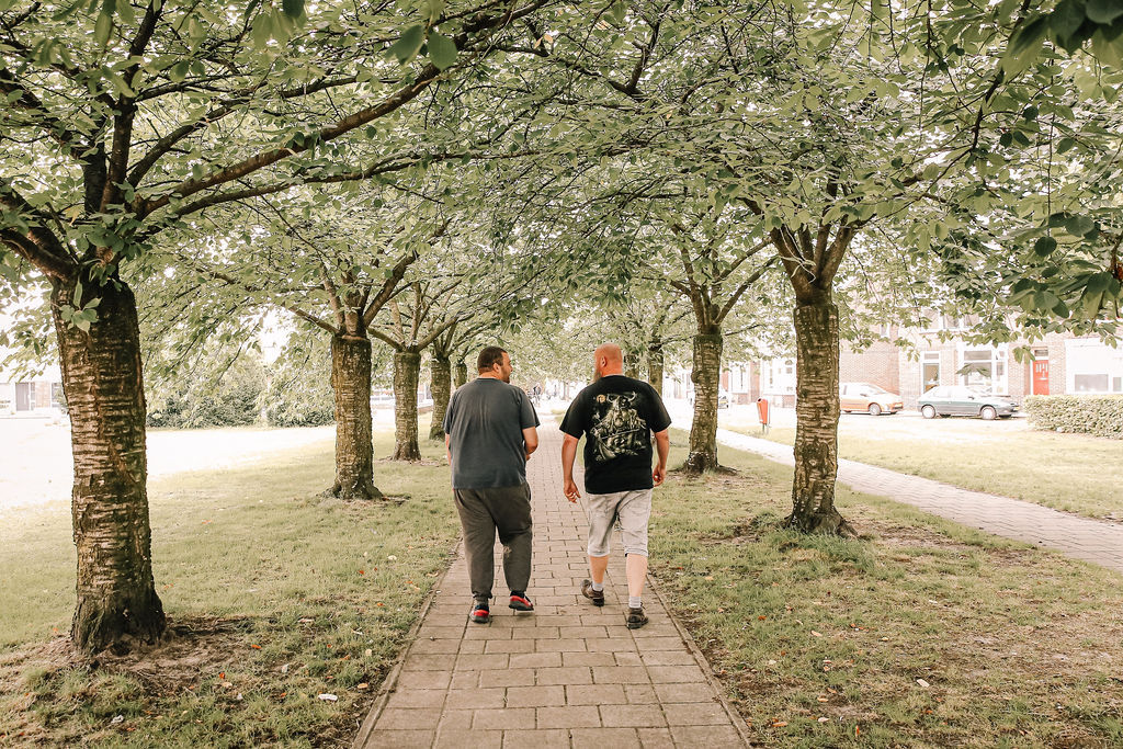 Maatje (M) gezocht voor jongere
