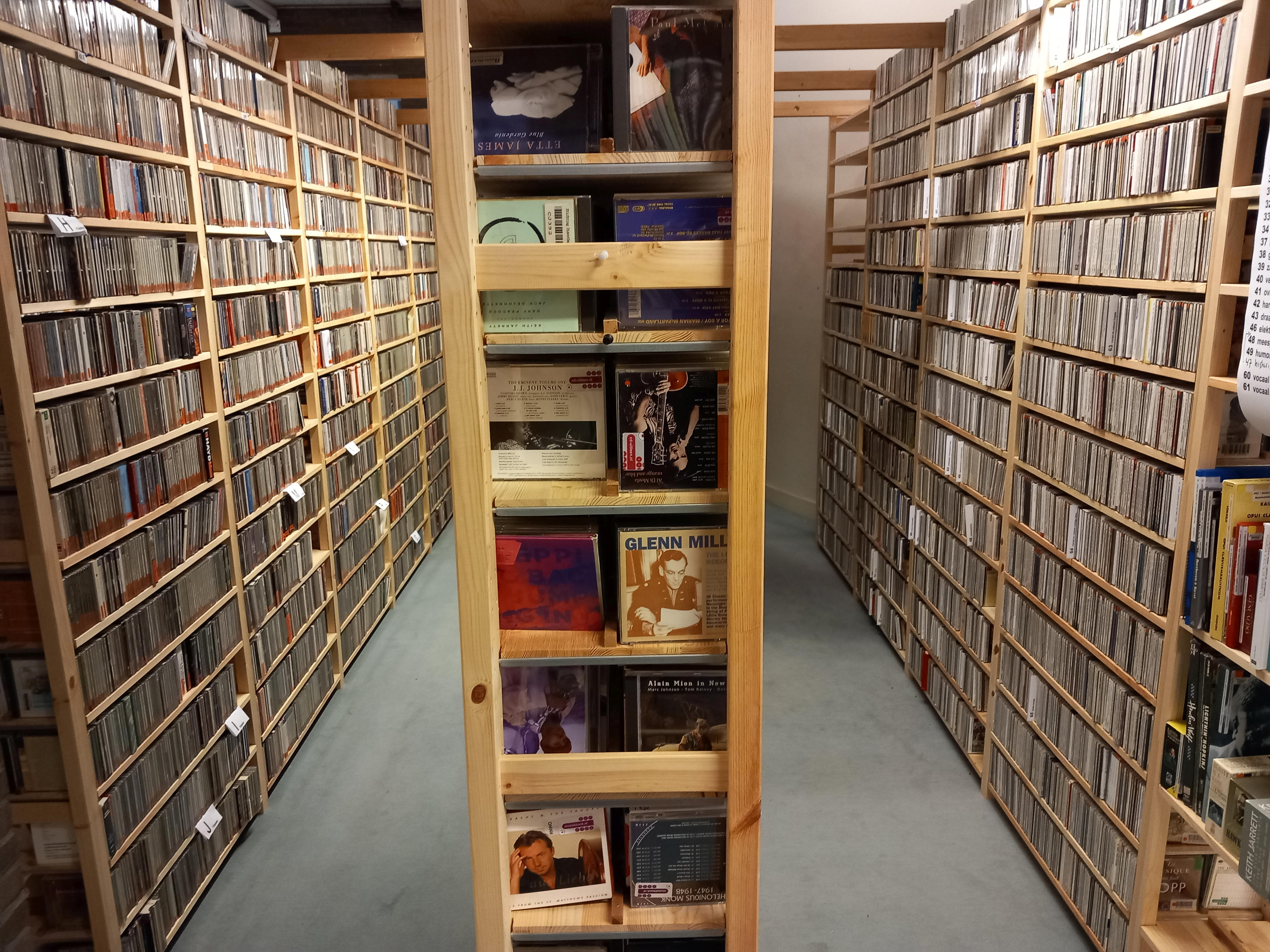 Muziekliefhebbers die hun kennis willen delen