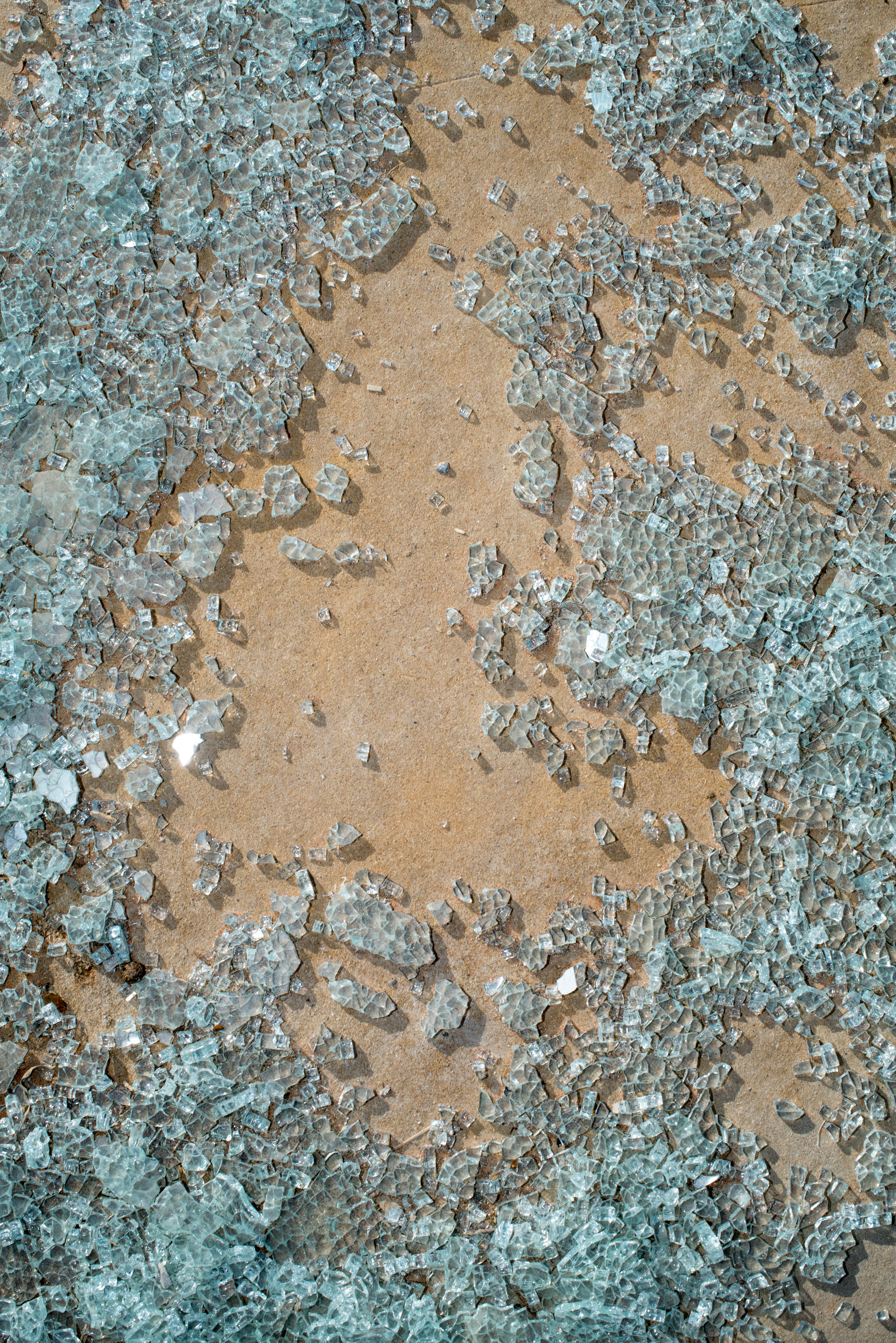 SPOEDVRAAG: Help jij met het opruimen van mevrouw haar douchewand?