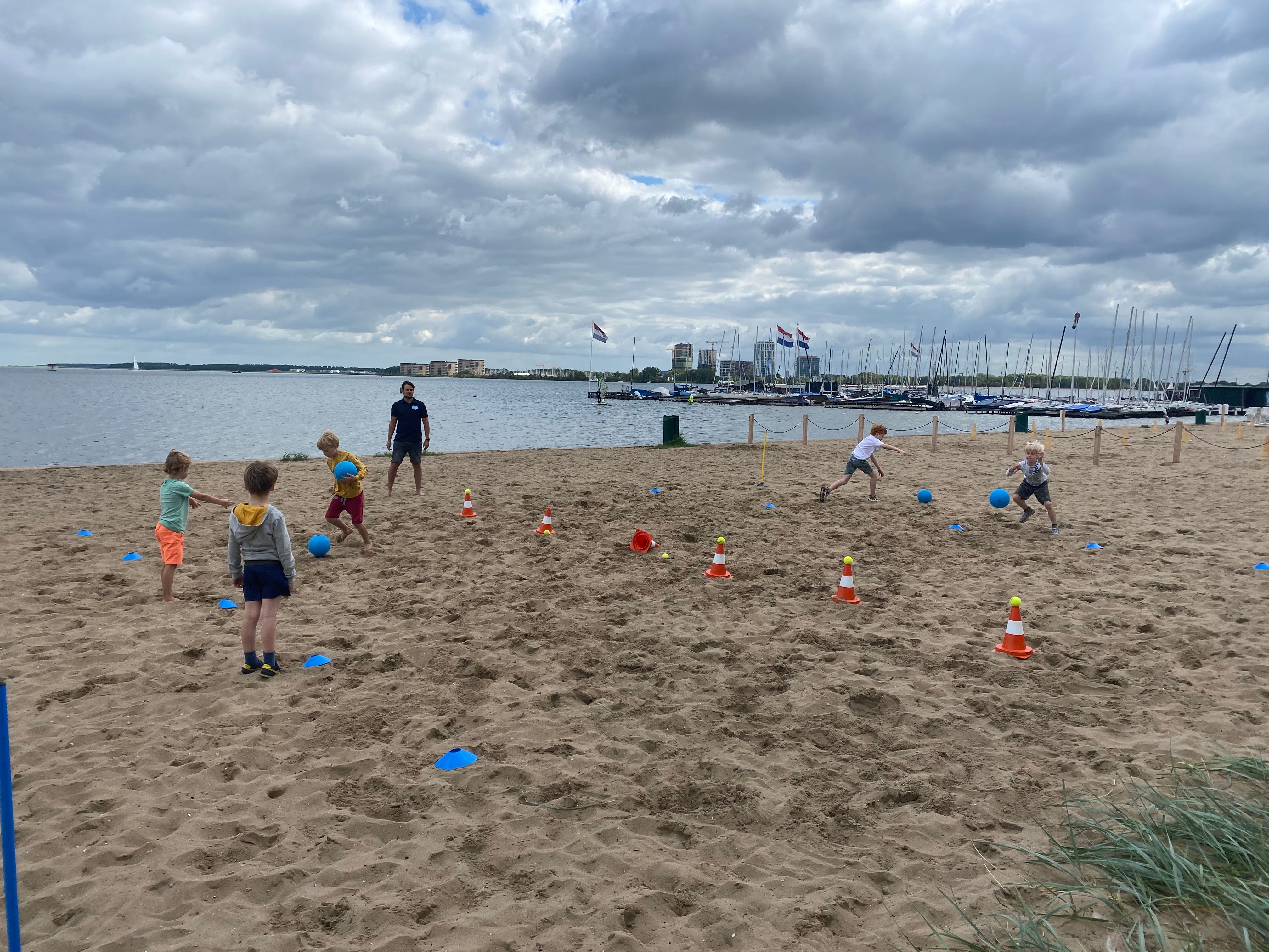 Sportieve ondersteuners gezocht voor het zomeraanbod jeugd 6-12jr.