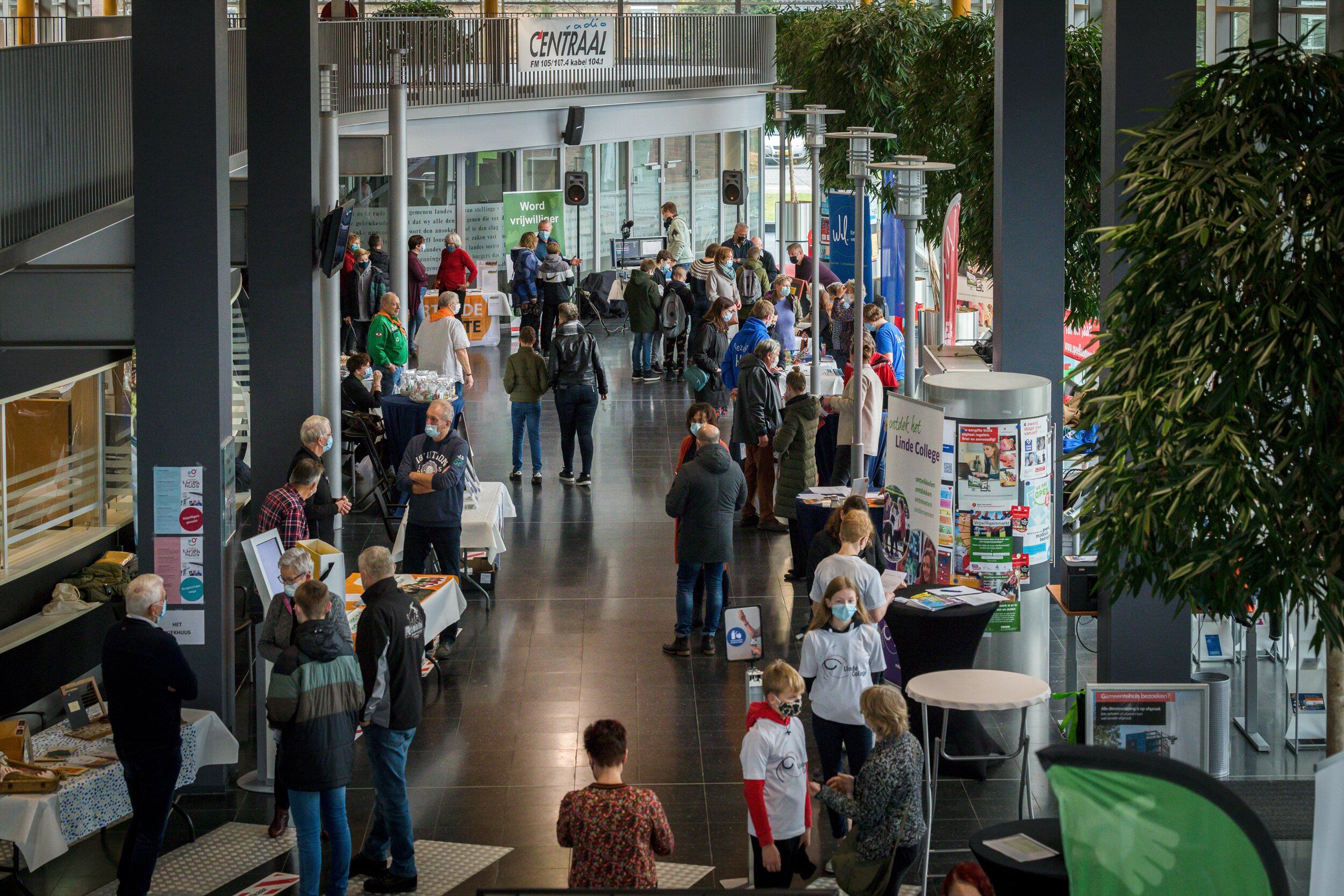 Kom naar de vrijwilligersmarkt in het Gemeentehuis in Wolvega!