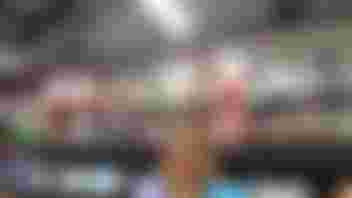 Vrijwilligster bij de Voedselbank