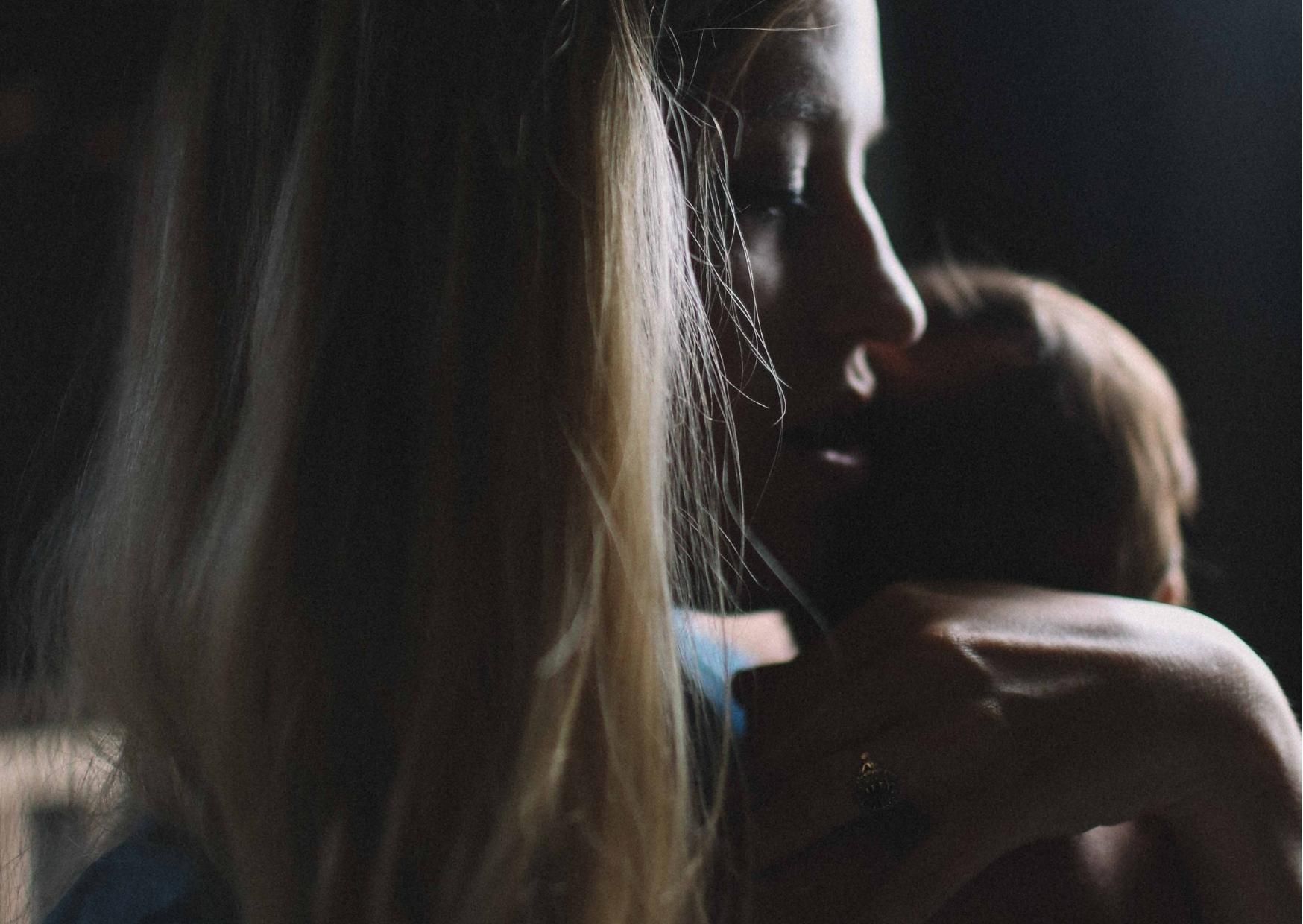 Sara voelt zich eenzaam. Wil jij helpen om sociale contacten op te bouwen?