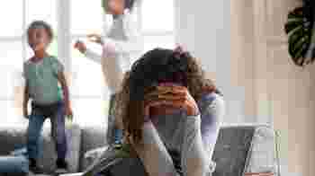 Help jij een alleenstaande moeder van drie kinderen zonder sociaal netwerk?