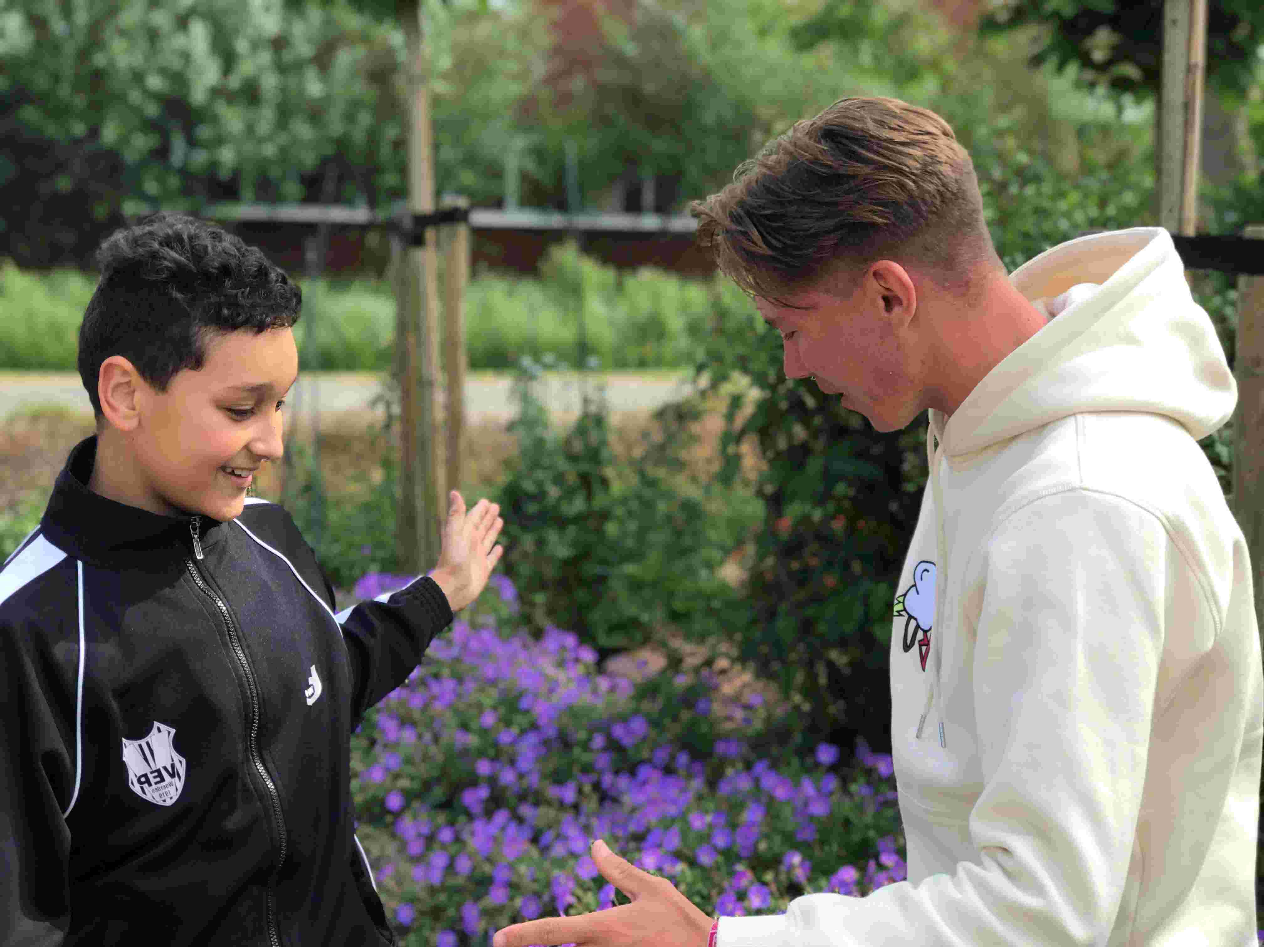 Help Norbert (4) op een speelse manier met zijn taalachterstand