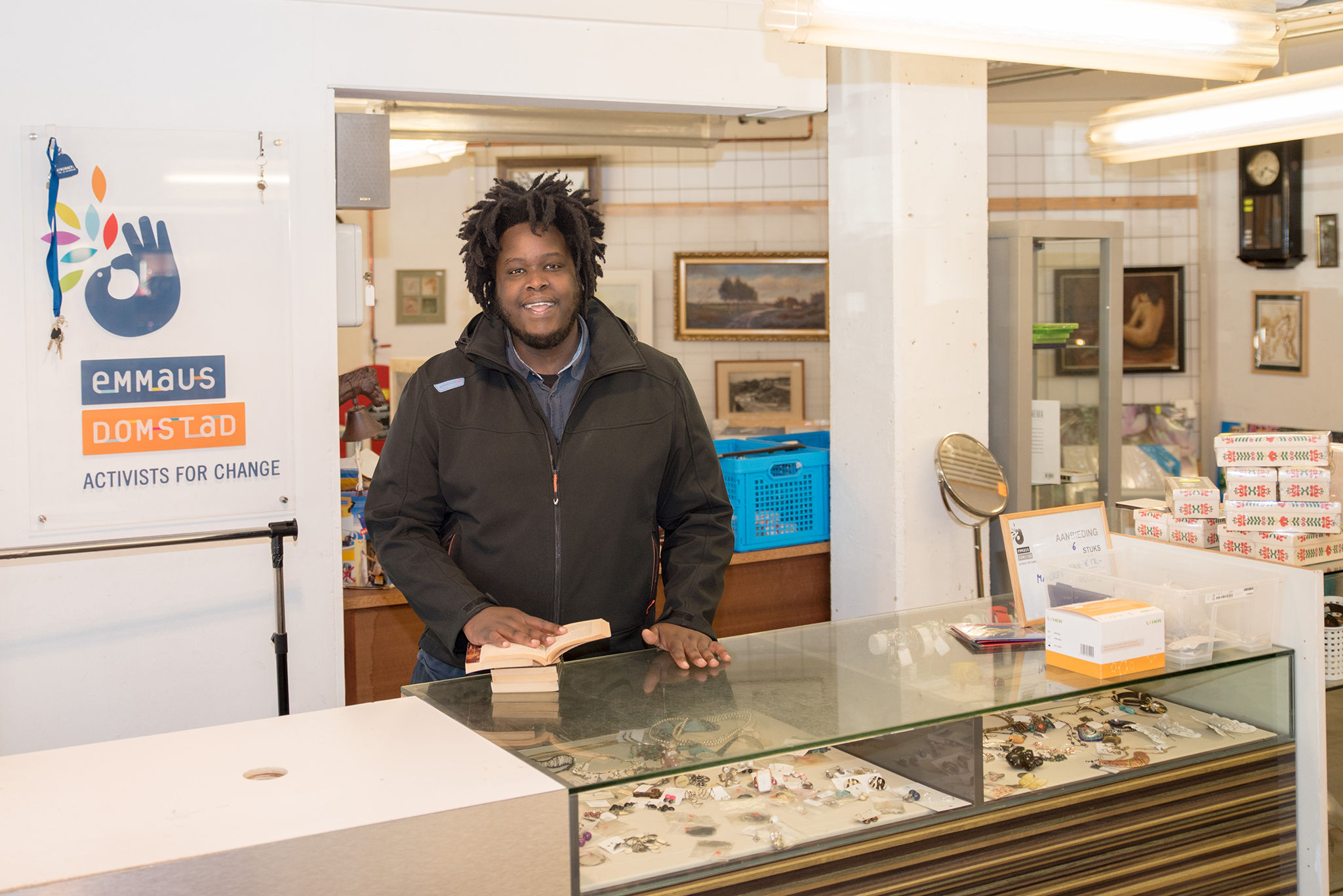 Duizendpoot voor kringloopwinkel Emmaus Overvecht