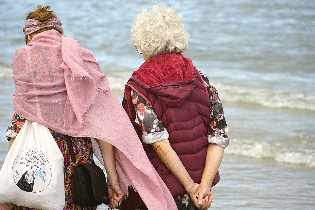 Maatje met auto voor een 66-jarige vrouw voor gezellige uitjes 