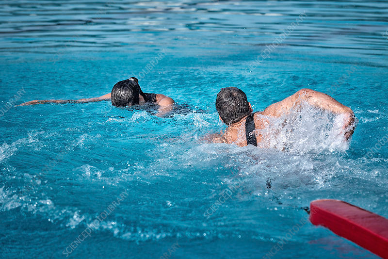 Maatje gezocht voor boeiende oud-zwemlerares(92)