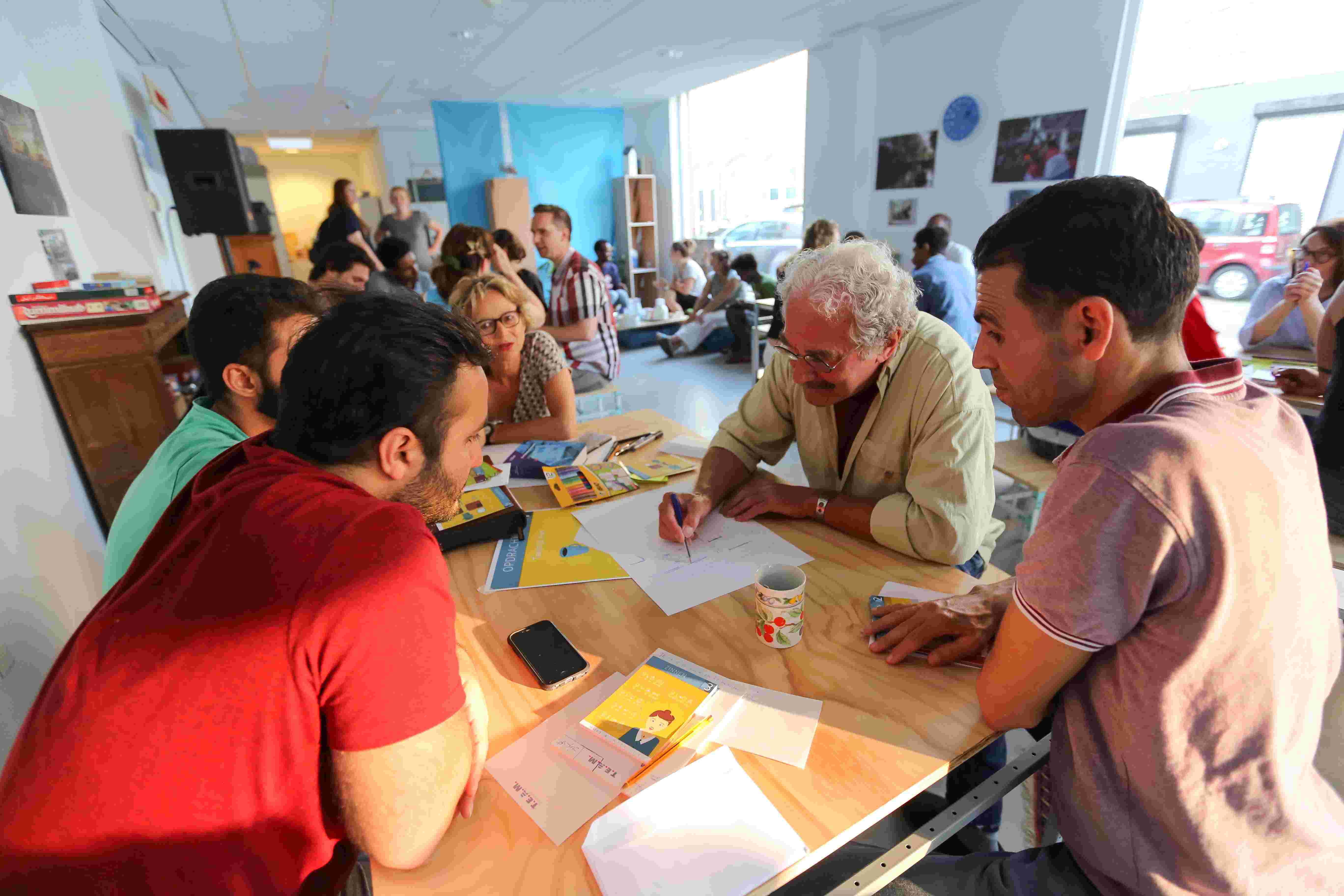 Nederlandse taalcoaches gezocht!