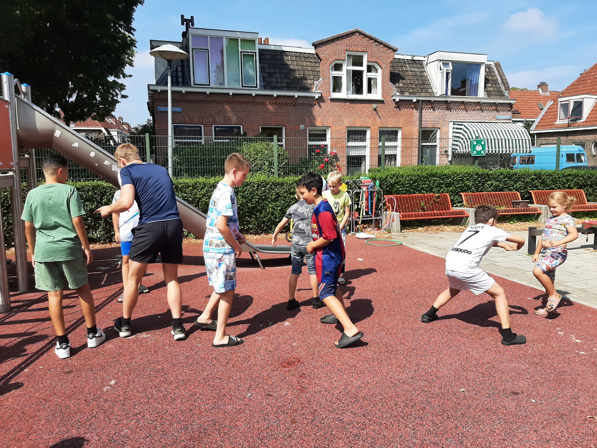 Wil jij graag activiteiten organiseren voor kinderen tussen de 4 – 12 jaar?