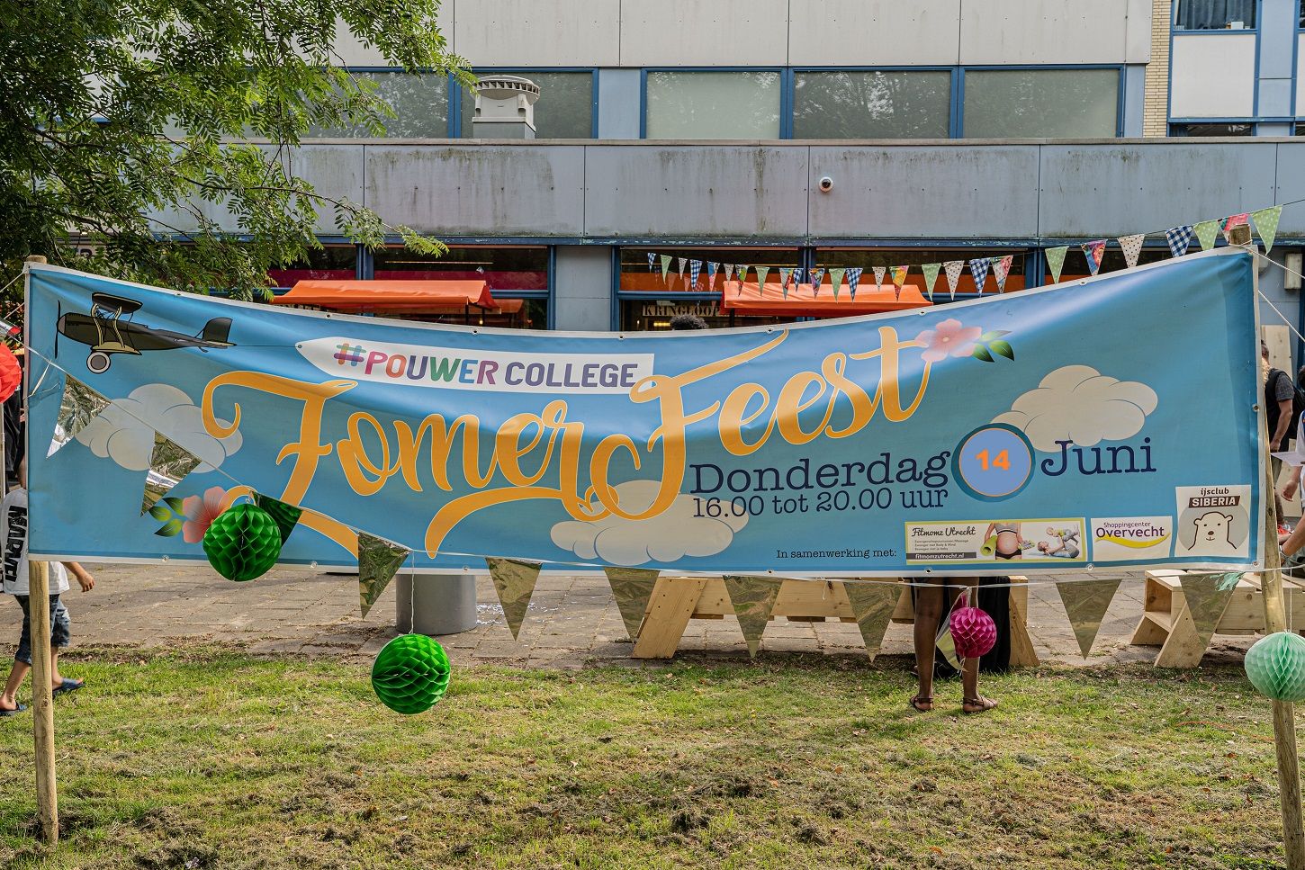 Zomermarkt en buurtfeest