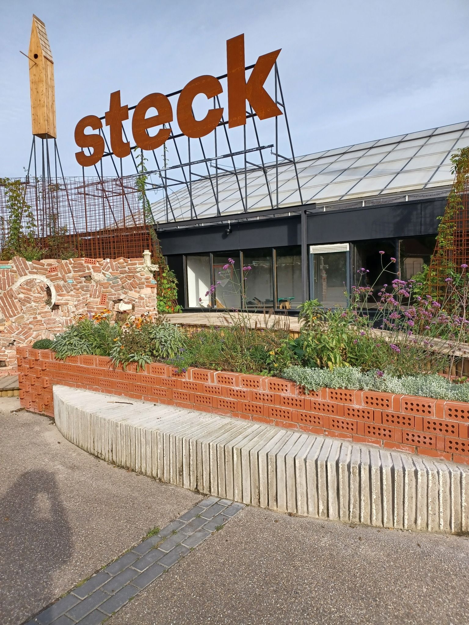 Zet jij de puntjes op de i bij ons op kantoor? Word gastheer/gastvrouw!