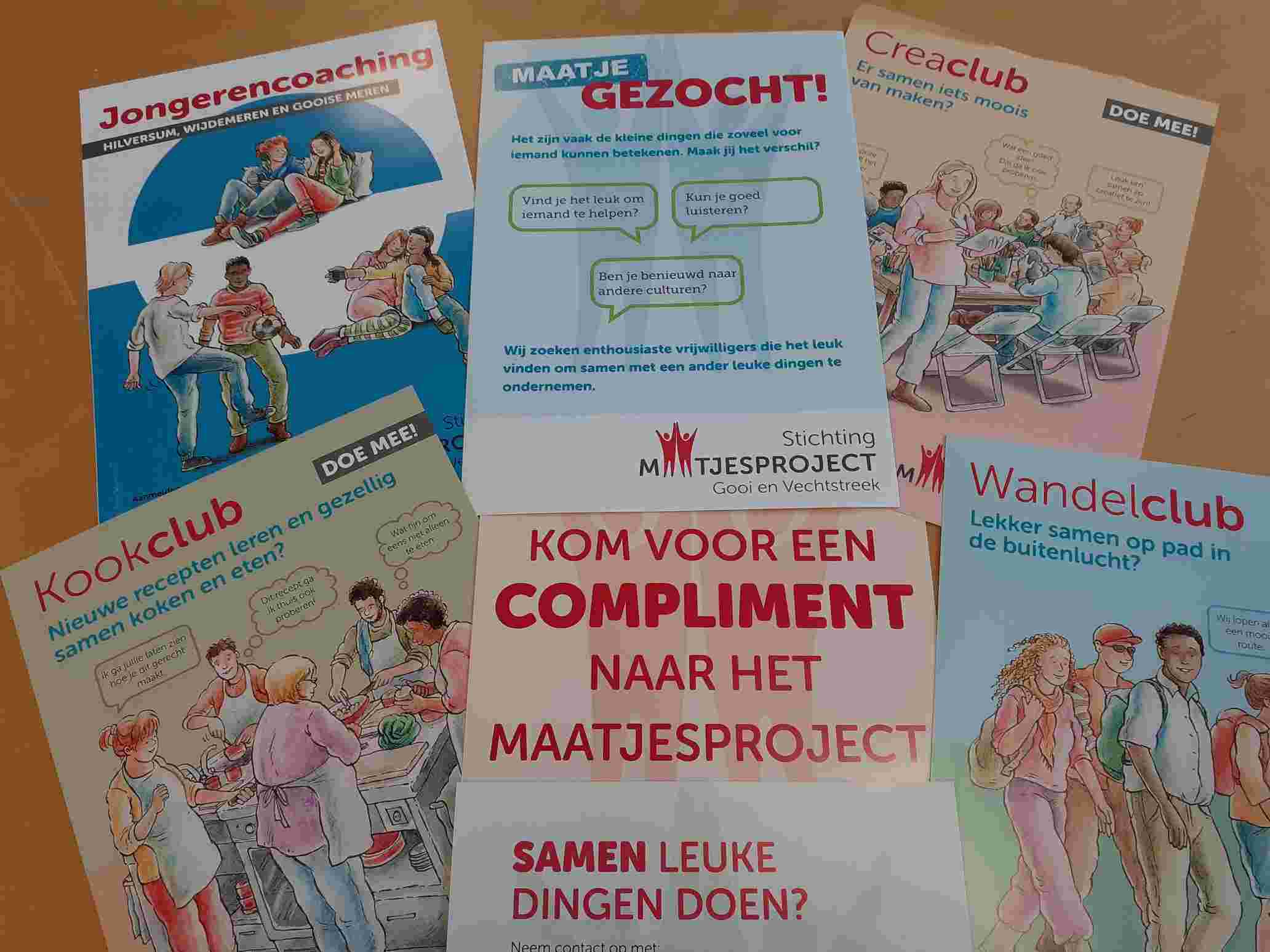 Wij: hebben een stapel folders. Jij: kan lekker toeren door Gooi en Vechtstreek