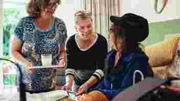 vrijwilliger in een hospice