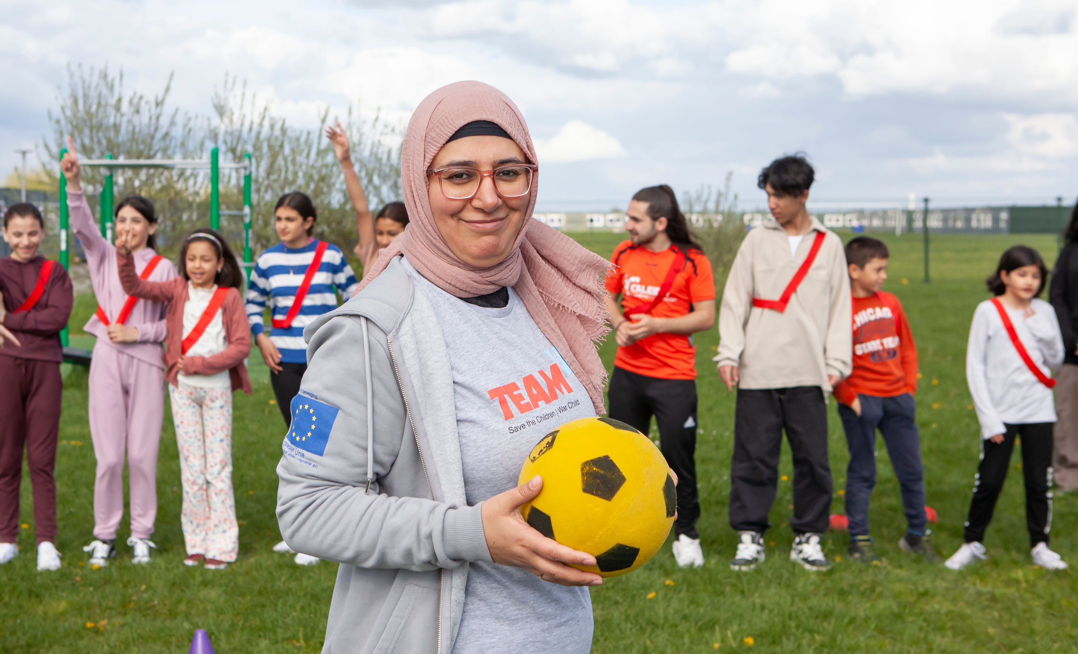 Help gevluchte kinderen door spel en beweging