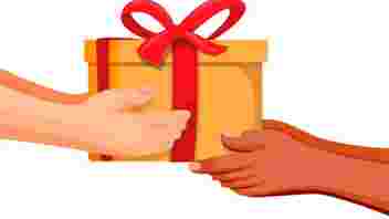 Are you a caregiver or volunteer in The Hague? As a thank you for your incredible efforts in 2024, the municipality is offering a special gift to show appreciation! Apply to start November 18 and receive this token of gratitude for your dedication and kindness. Thank you for making a difference!