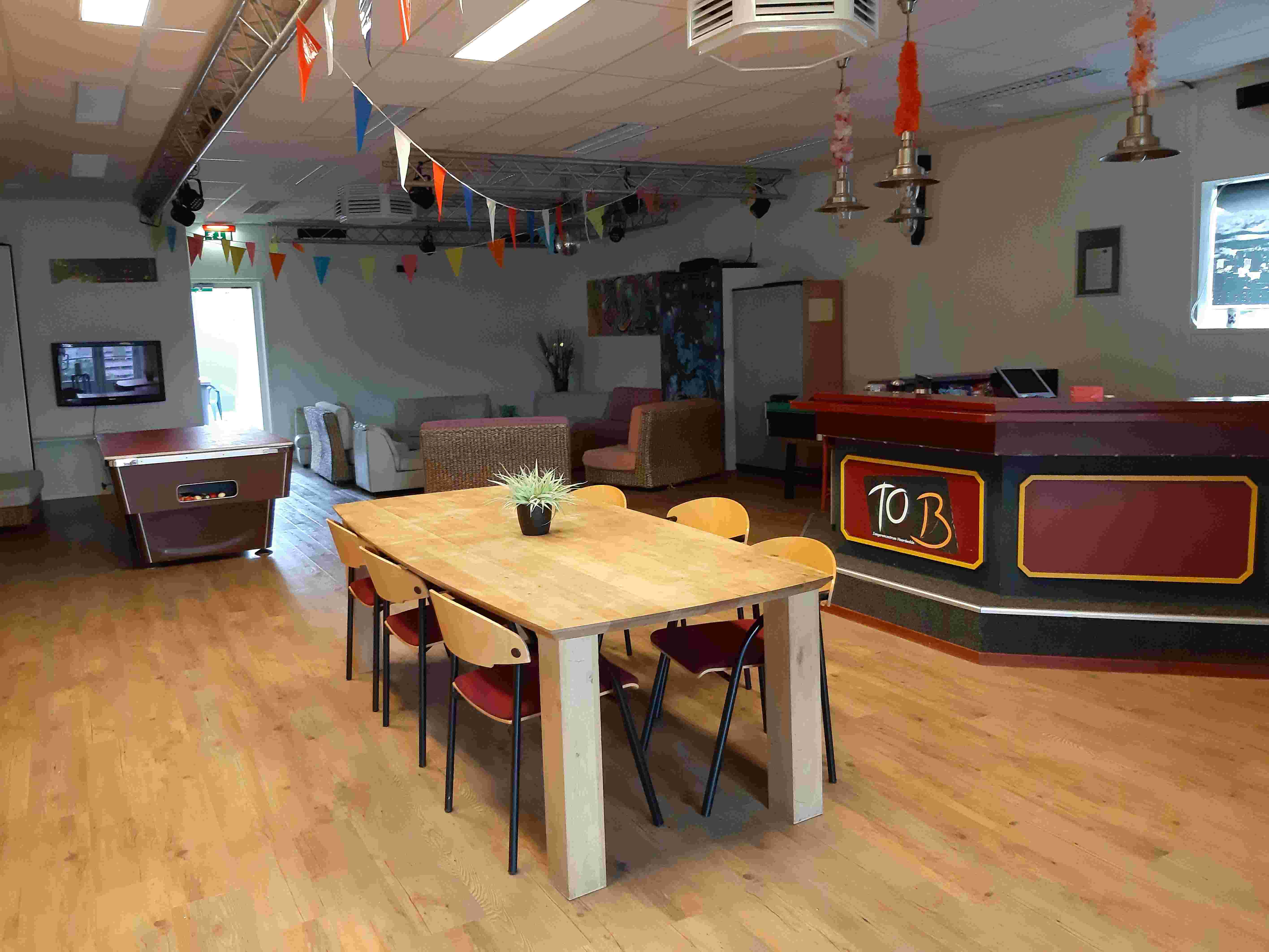 Vrijwilligers jongerencentrum To-B