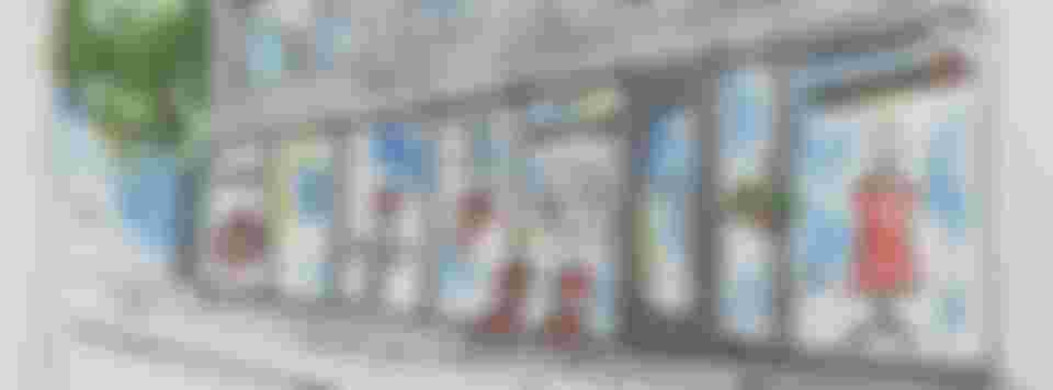 Collega's voor het sorteren en prijzen van ingebracht speelgoed.