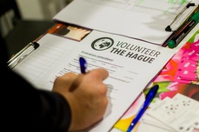 In an interactive session Tessa introduced everyone to the seven easy steps about "How to brand and express yourself". Around 12 local not-for-profit organisations came along us last year and had the opportunity to share about themselves and different ways internationals in The Hague can get involved.