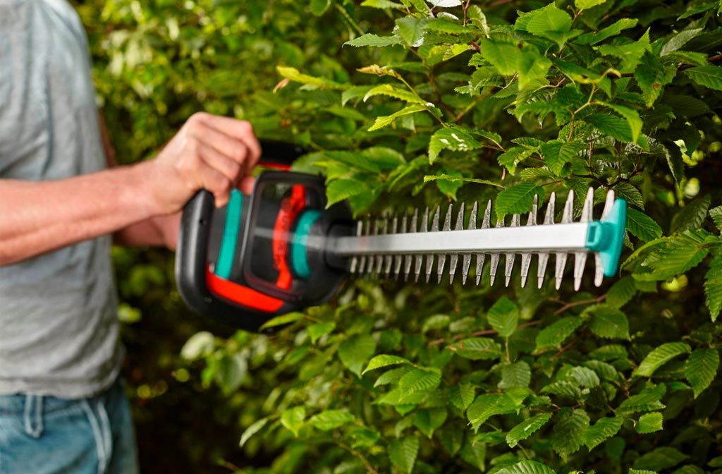 Heg zoekt kapper ben jij beschikbaar?