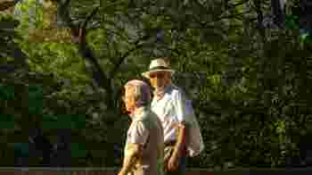 Een blokje om is samen gezelliger!