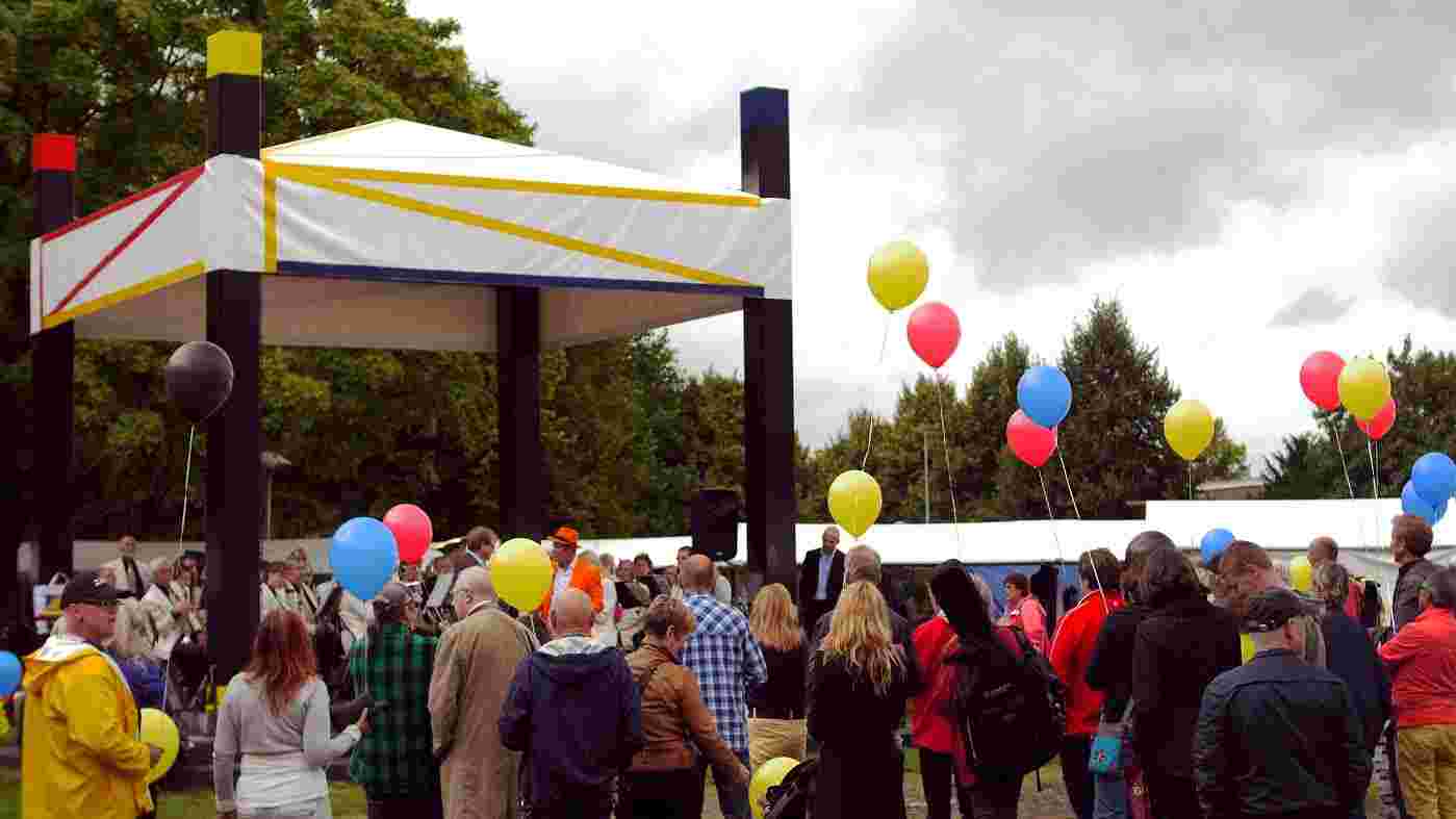 Muziektent De Klanksteen zoekt vrijwilligers.
