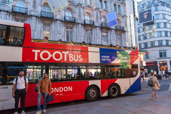TooTBus: London Night Panoramic Bus Tour