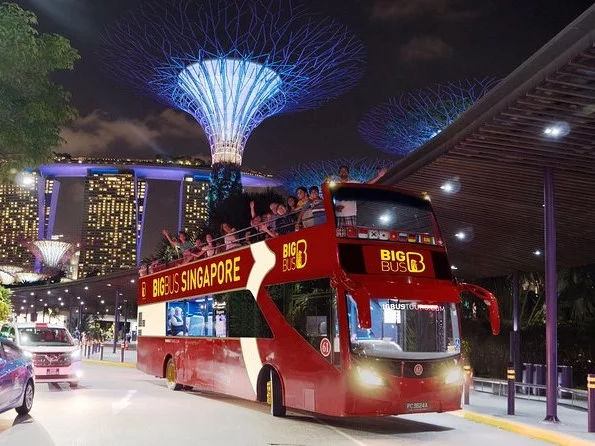 Big Bus Singapore Live Guided Night Bus Tour
